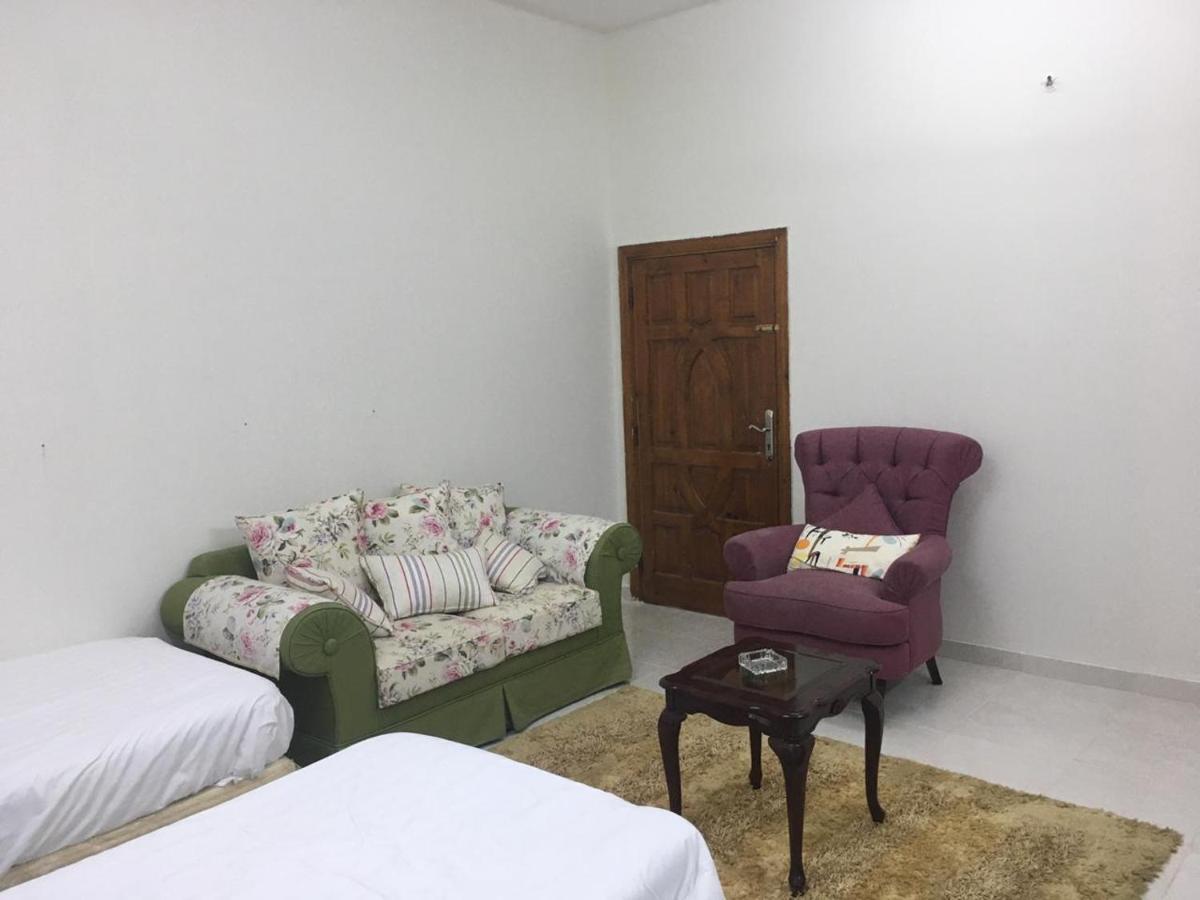 Masaken Alkenan Apartment Yanbu Exterior photo